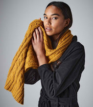 Load image into Gallery viewer, Adults Cable Knit Scarf