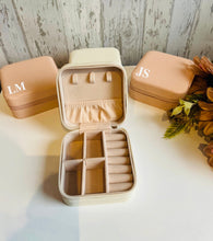 Load image into Gallery viewer, Luxury Travel Jewellery Box

